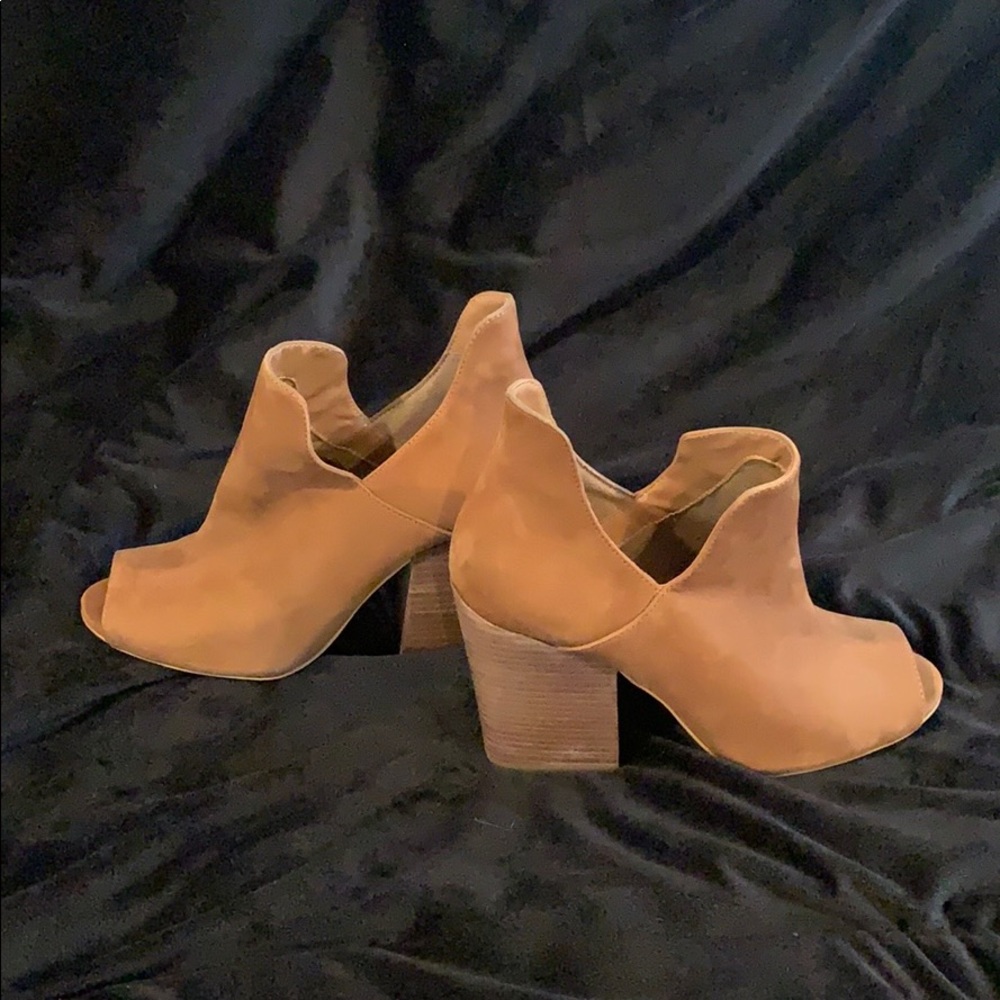 Steve Madden peep toe booties